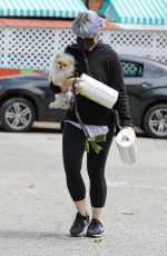 KELLY OSBOURNE Out with her Dog in Los Angeles 04/20/2020