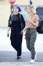 KELLY OSBOURNE Pick Up Take Out Lunch Out in Los Angeles 03/31/2020