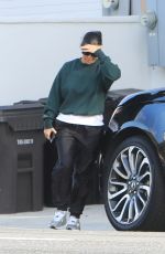 KOURTNEY KARDASHIAN and Scott Disick Reunite in Los Angeles 04/19/2020