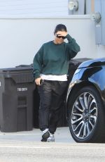 KOURTNEY KARDASHIAN and Scott Disick Reunite in Los Angeles 04/19/2020