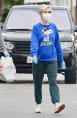 KRISTEN WIIG and Avi Rothman Wearing Masks and Rubber Gloves Out Shopping in Los Angeles 04/14/2020