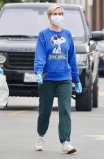 KRISTEN WIIG and Avi Rothman Wearing Masks and Rubber Gloves Out Shopping in Los Angeles 04/14/2020