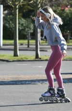 LAURA ANDERSON Out Roller Blading in Richmond 04/08/2020