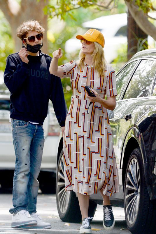 LAURA DERN Out and About in Los Angeles 04/26/2020