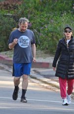 LESLIE MANN and Judd Apatow Out in Brentwood 04/02/2020