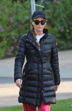LESLIE MANN and Judd Apatow Out in Brentwood 04/02/2020