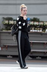 MARGOT ROBBIE and Tom Ackerley Out in Los Angeles 03/31/2020