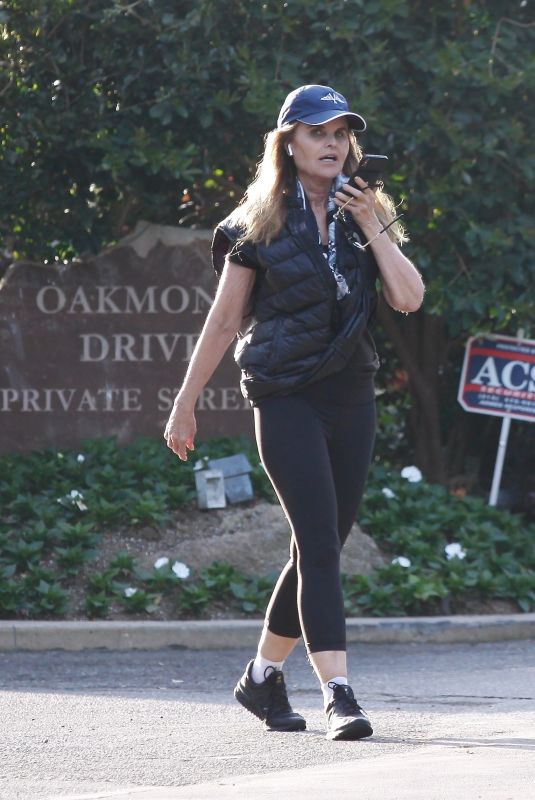 MARIA SHRIVER Out and About in Brentwood 04/27/2020
