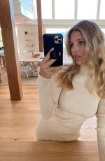 NATASHA OAKLEY - Instagram Photos 04/25/2020