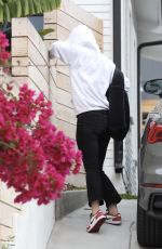 OLIVIA WILDE Goes Incognito Out in Los Angeles 04/08/2020