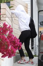 OLIVIA WILDE Goes Incognito Out in Los Angeles 04/08/2020