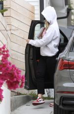 OLIVIA WILDE Goes Incognito Out in Los Angeles 04/08/2020