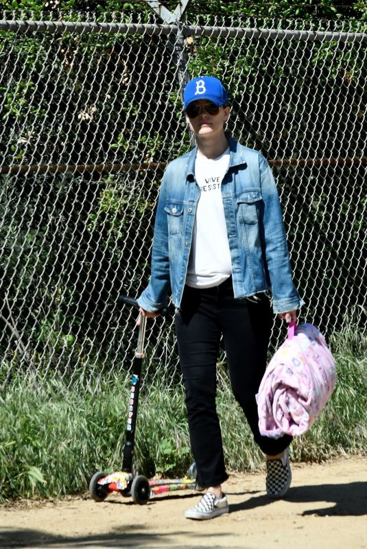 OLIVIA WILDE Out in Los Angeles 03/31/2020