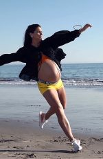 Pregnant ALEX MORGAN in Glamour Magazine, March 2020