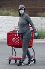 Pregnant KATY PERRY and Orlando Bloom Wearing Mask Shopping at Target in Los Angeles 04/17/2020