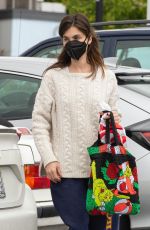 RANEY QUALLEY Wearing a Mask at Vons Market in Los Angeles 04/10/2020