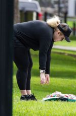 REBEL WILSON Training at a Park and then Shopping in Sydney 04/07/2020