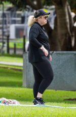 REBEL WILSON Training at a Park and then Shopping in Sydney 04/07/2020