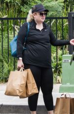REBEL WILSON Training at a Park and then Shopping in Sydney 04/07/2020