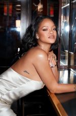 RIHANNA for Fenty Beauty: Cream Blush & Bronzer 2020