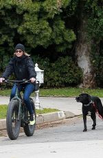 ROBIN WRIGHT and Clement Giraudet Out for Bike Ride in Santa Monica 04/27/2020