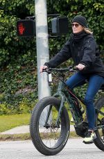 ROBIN WRIGHT and Clement Giraudet Out for Bike Ride in Santa Monica 04/27/2020