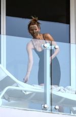 ROOSMARIJN DE KOK on Her Balcony 03/31/2020