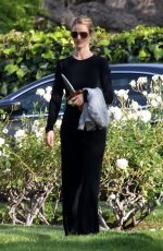 ROSIE HUNTINGTON-WHITELEY Out and About in Beverly Hills 04/20/2020