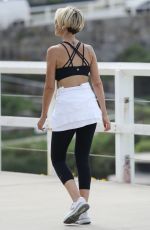 SAMANTHA X Out Hikinig at Bondi Beach in Sydney 04/08/2020