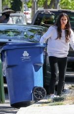 SARA SAMPAIO Get Trash Bins Back to Her Home in Los Angeles 04/23/2020