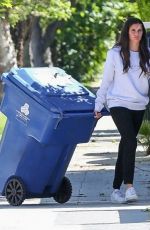 SARA SAMPAIO Get Trash Bins Back to Her Home in Los Angeles 04/23/2020