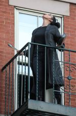 SARAH SILVERMAN Ccheers Emergency Personnel in New York 04/08/2020