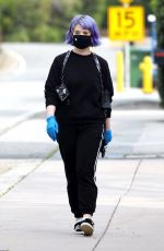 SHARON and KELLY OSBOURNE Check Out a New House in Malibu 03/31/2020
