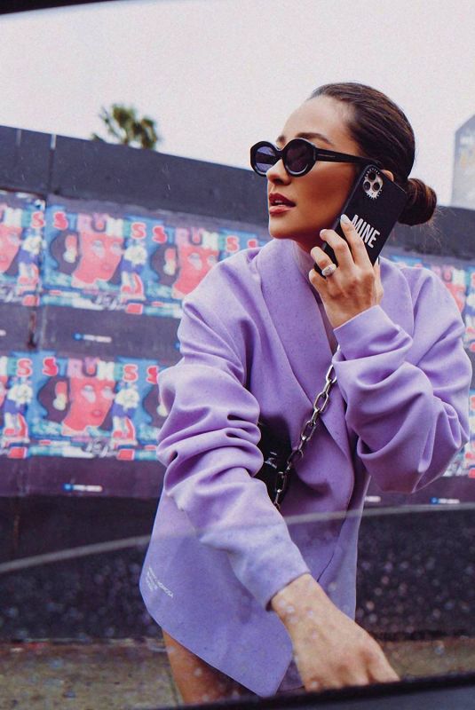 SHAY MITCHELL for Mihano Momosa Autumn/Winter 2020