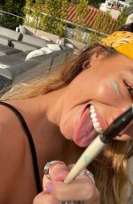 SOMMER RAY - Instagram Photos 04/22/2020