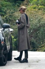 STELLA MAXWELL Visiting a Friends in Los Angeles 04/05/2020