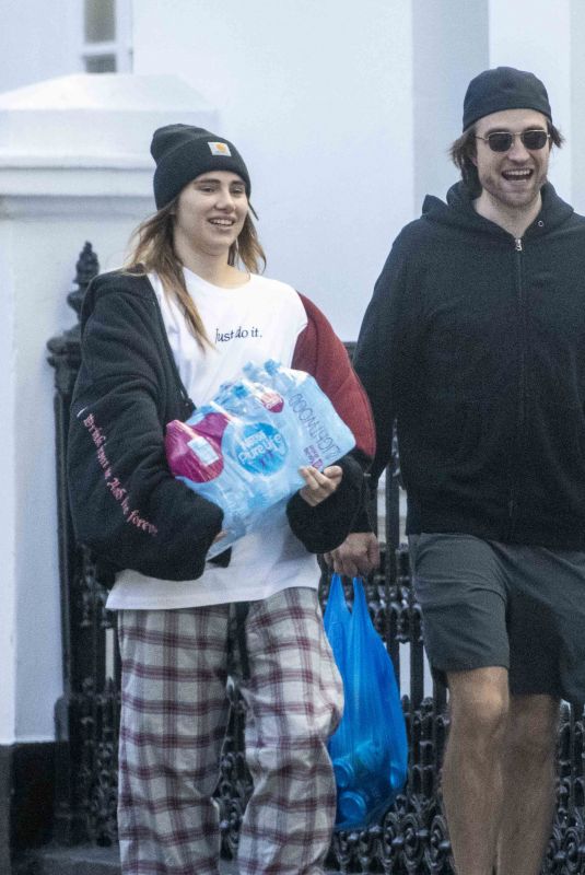 SUKI WATERHOUSE and Robert Pattinson Out Shopping in London 04/15/2020