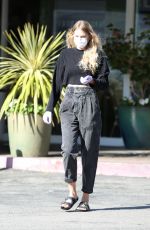 TORI PRAVER Wearing Masks and Gloves at a Post Office in Beverly Hills 03/31/2020