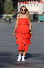 VOGUE WILLIAMS Leaves Heart Radio in London 04/19/2020