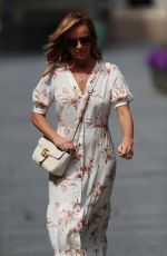 AMANDA HOLDEN Leaves Heart Radio in london 05/18/2020