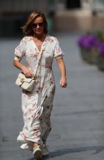 AMANDA HOLDEN Leaves Heart Radio in london 05/18/2020