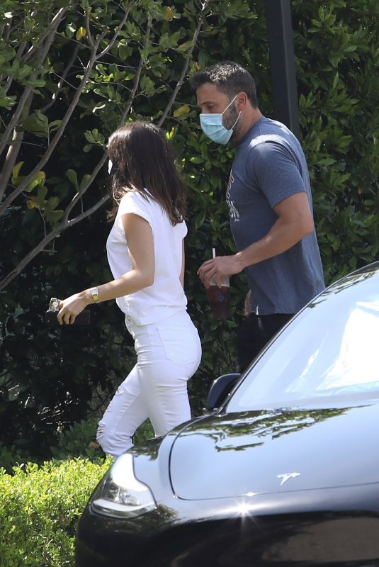 ANA DE ARMAS and Ben Affleck Out for Coffee in Los Angeles 05/17/2020