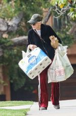 ANNA FARIS Shopping at Gelson