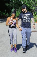 ARIANE ANDREW and Vincent Isayan Hiking at Fryman Canyon 05/07/2020
