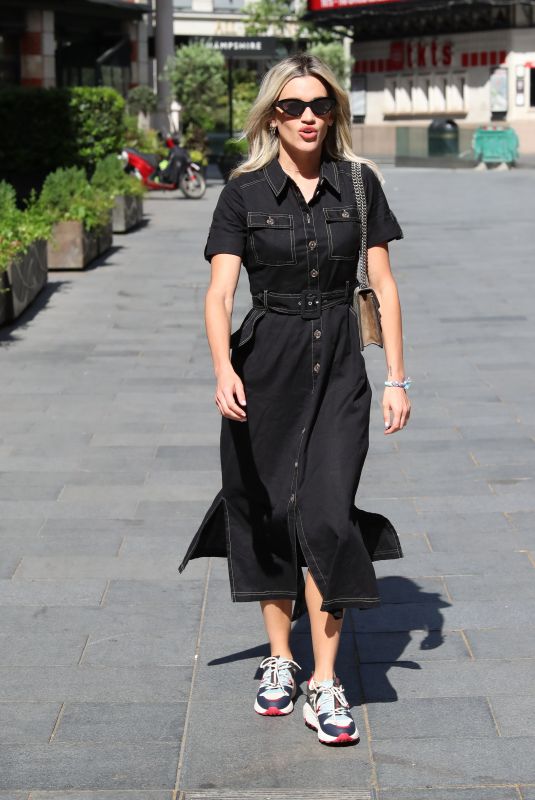 ASHLEY ROBERTS Leaves Global Radio in London 05/28/2020