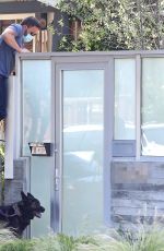 BEN AFFLECK Tries to Impress Ana de Armas by Leaping Over the Fence after Getting Locked Out 05/07/2020