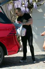 BIANCA GASCOIGNE Arrives at Her Home in London 05/05/2020