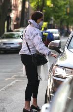 BROOKE SHIELDS Wearing a Mask Out in New York 05/12/2020