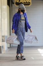 CALISTA FLOCKAHRT Picking Up Dinner at Sugarfish in Brentwood 05/24/2020