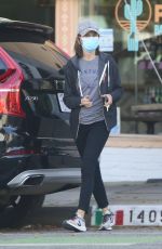 CALISTA FLOCKHART Gets Some Takeout in Santa Monica 05/07/2020